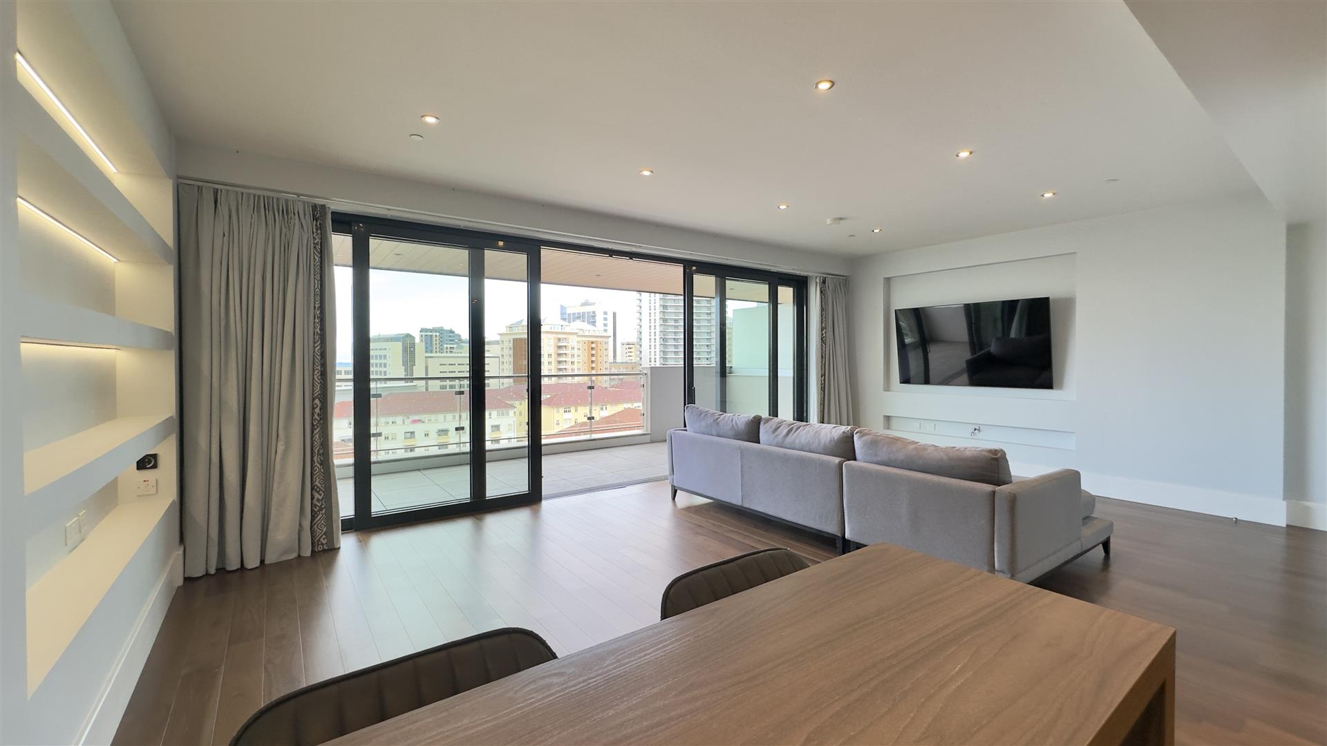 Image of Apartment - 3 Bedrooms - 2 Bathrooms for Sale in Midtown-Gibraltar, Image 2